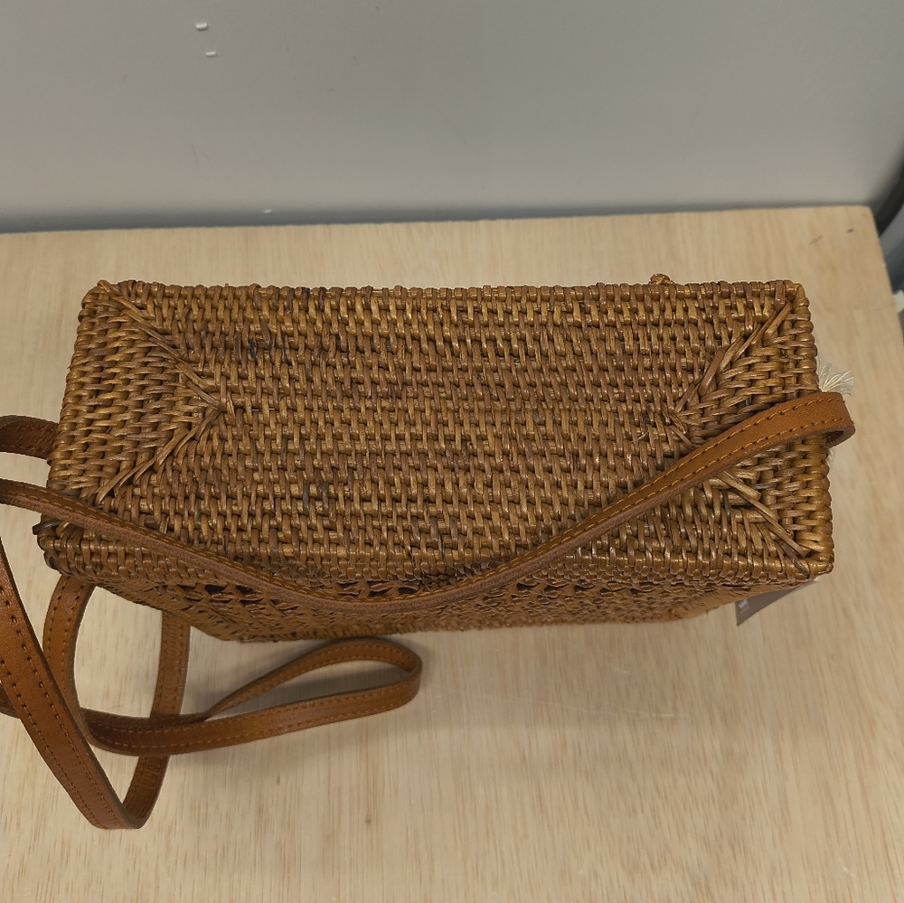Bembien Flora Crossbody Bag - Picture 2 of 11